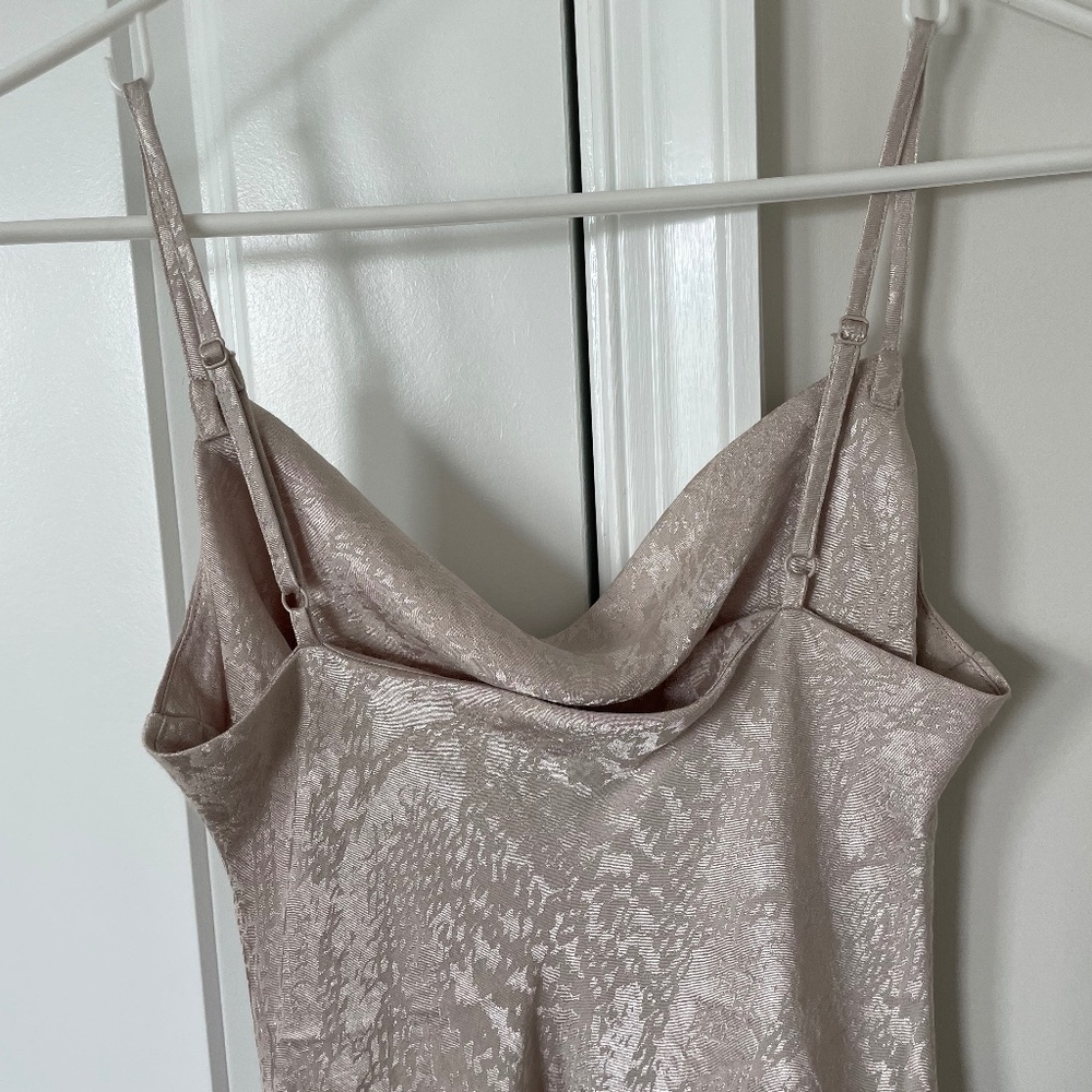 Express Dress, Extra Small, Cream Pattern Cowl Ne… - image 7